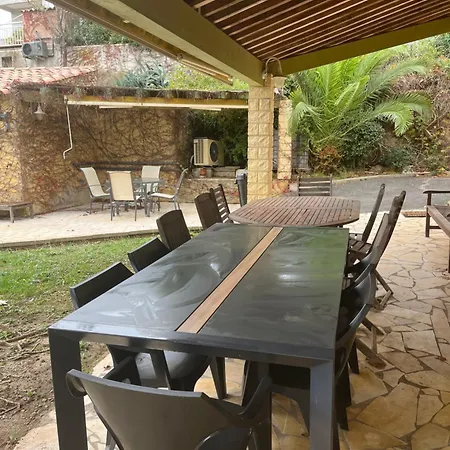 Ecluses Mediterranee Hébergement de vacances *